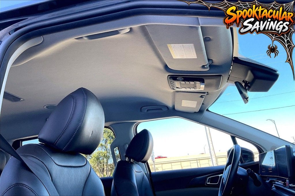 2025 Kia Carnival LXS