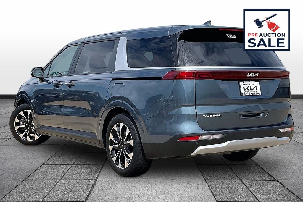 2024 Kia Carnival EX