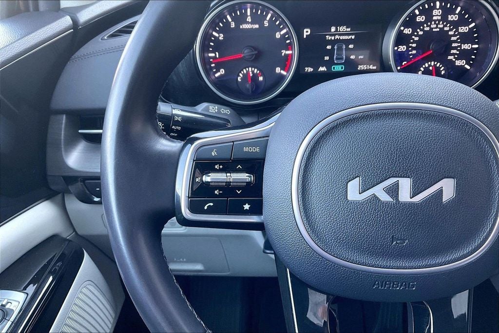 2024 Kia Carnival EX