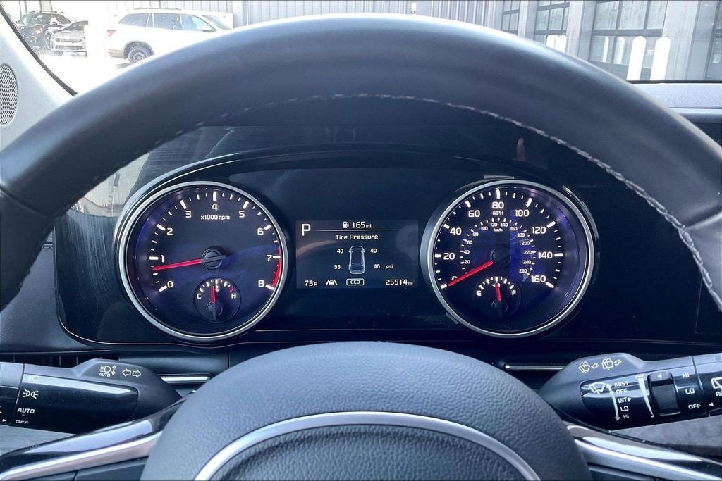 2024 Kia Carnival EX