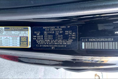 2024 Kia Carnival EX