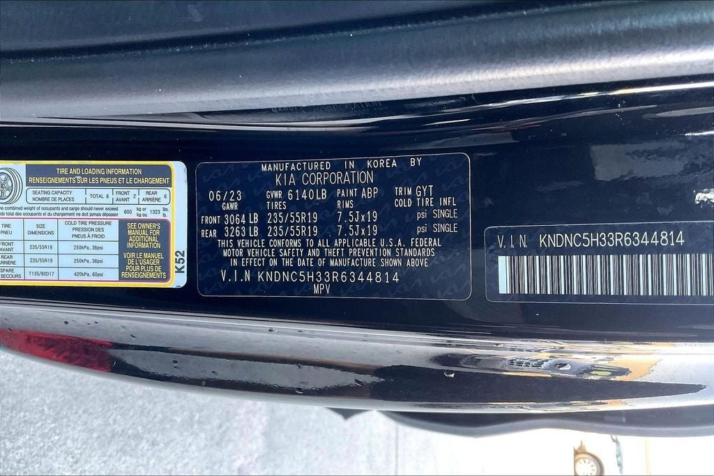 2024 Kia Carnival EX