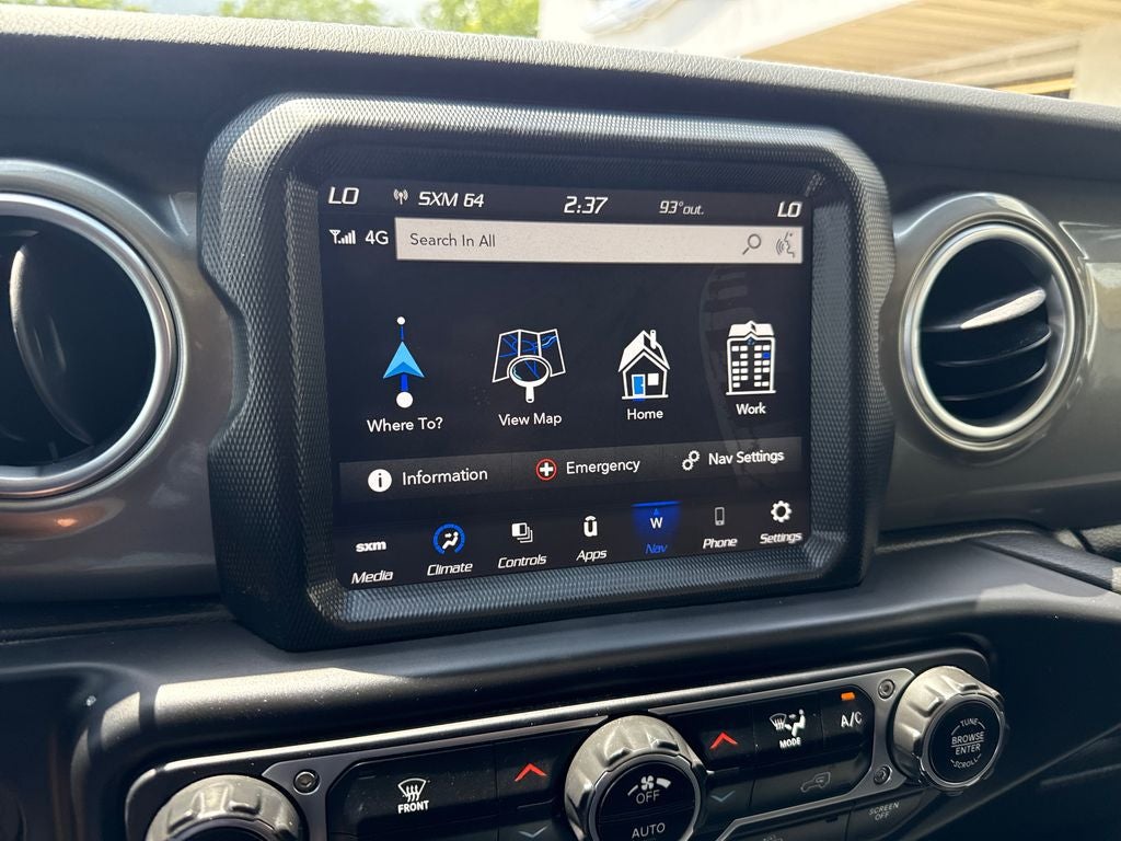 2023 Jeep Wrangler 4-Door Sahara