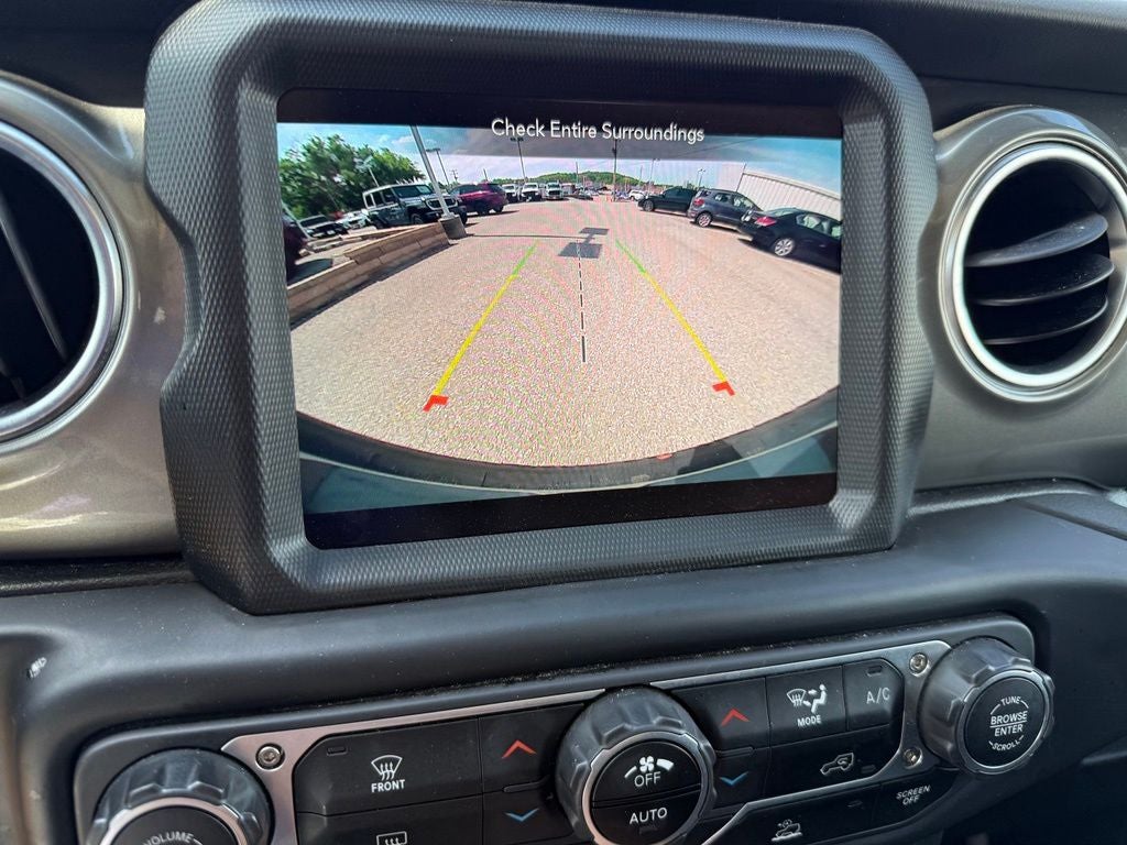 2023 Jeep Wrangler 4-Door Sahara