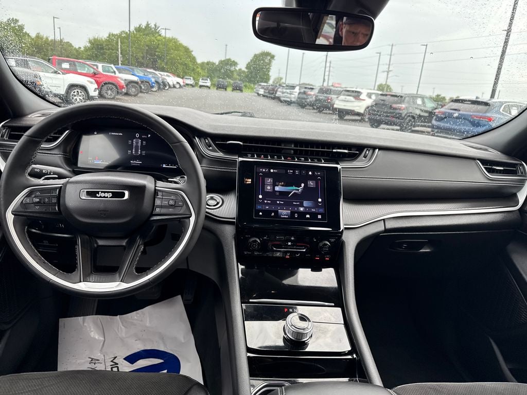2023 Jeep Grand Cherokee Altitude 4x4