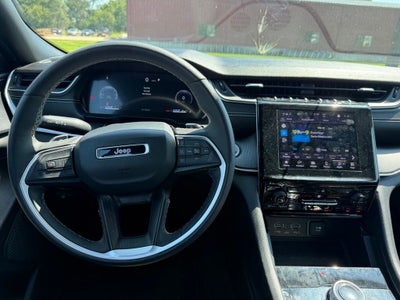 2025 Jeep Grand Cherokee Altitude 4x4