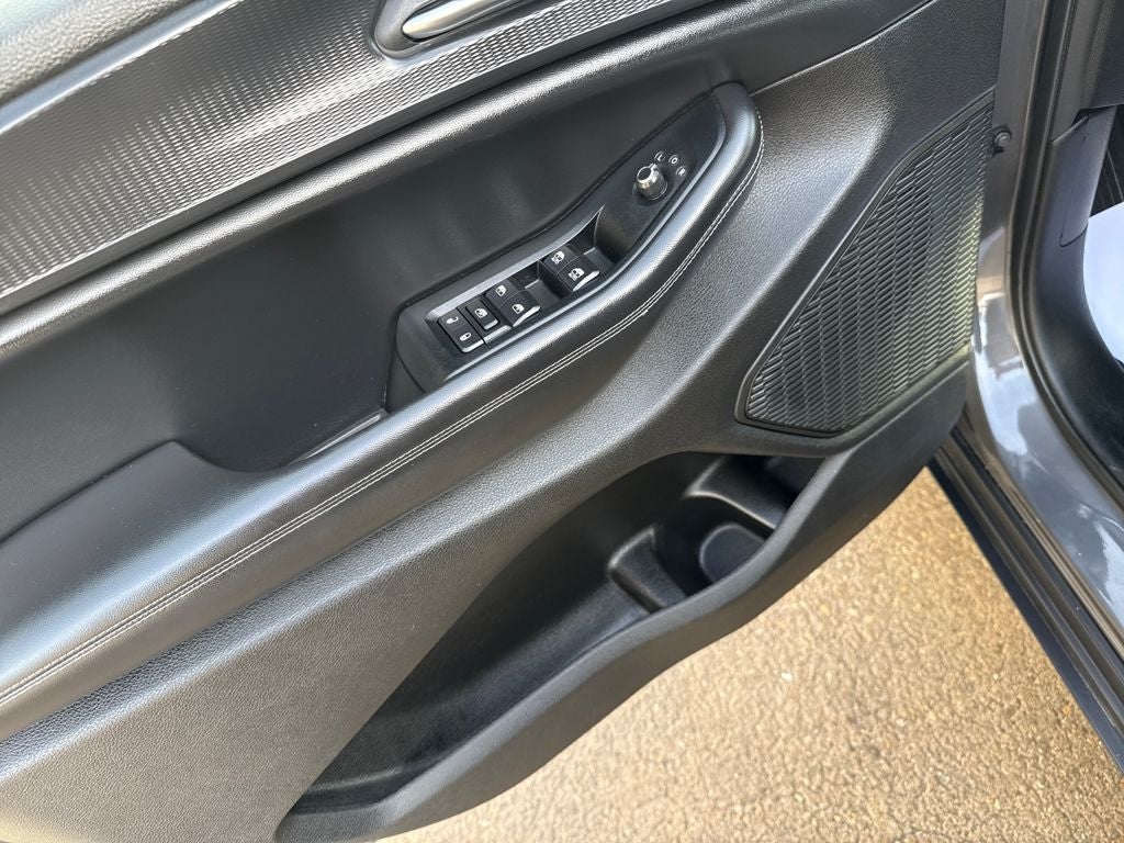 2023 Jeep Grand Cherokee Laredo 4x4