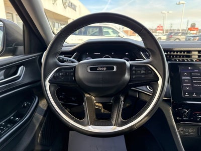 2023 Jeep Grand Cherokee Laredo 4x4