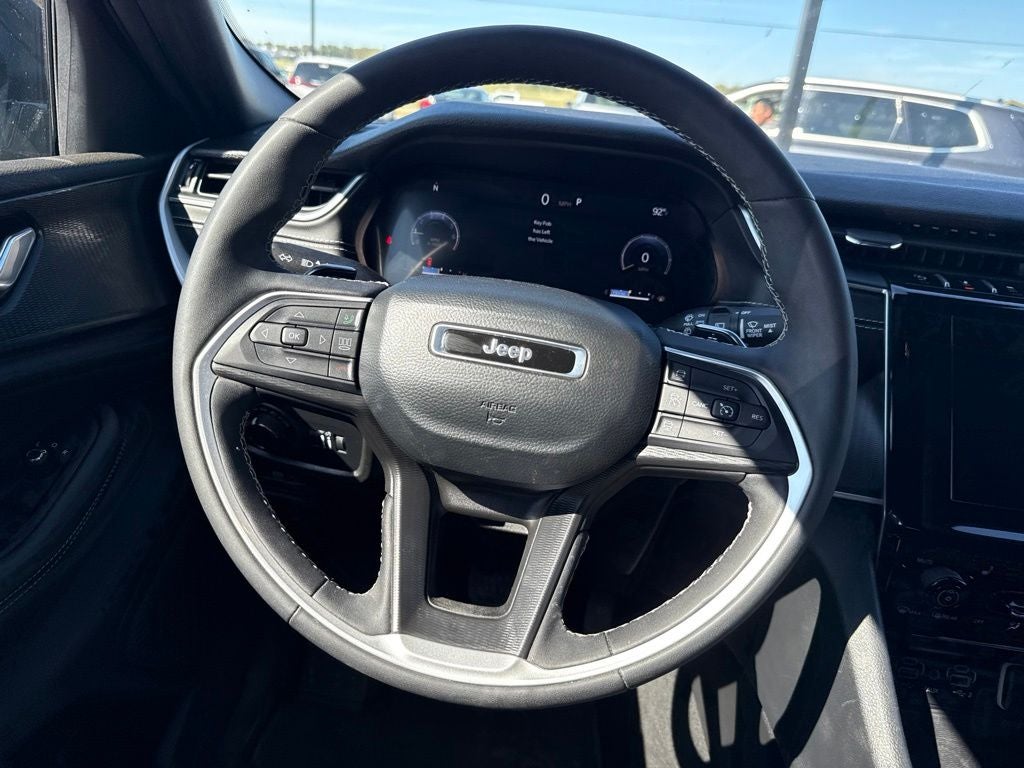 2025 Jeep Grand Cherokee Altitude 4x4