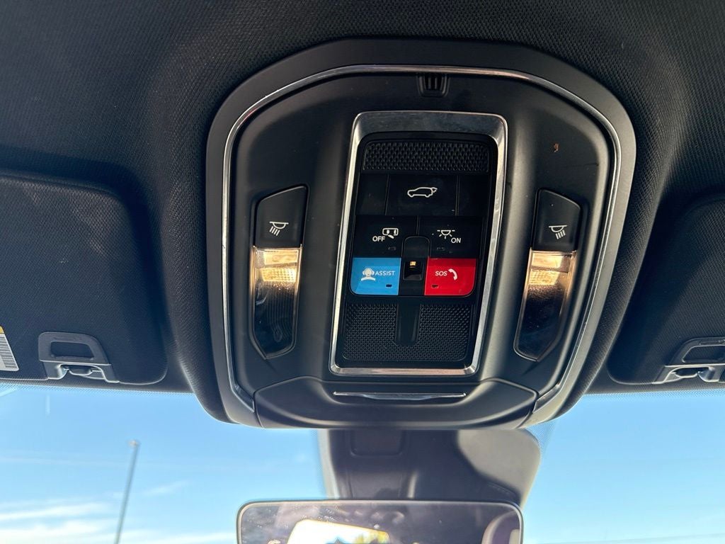 2025 Jeep Grand Cherokee Altitude 4x4