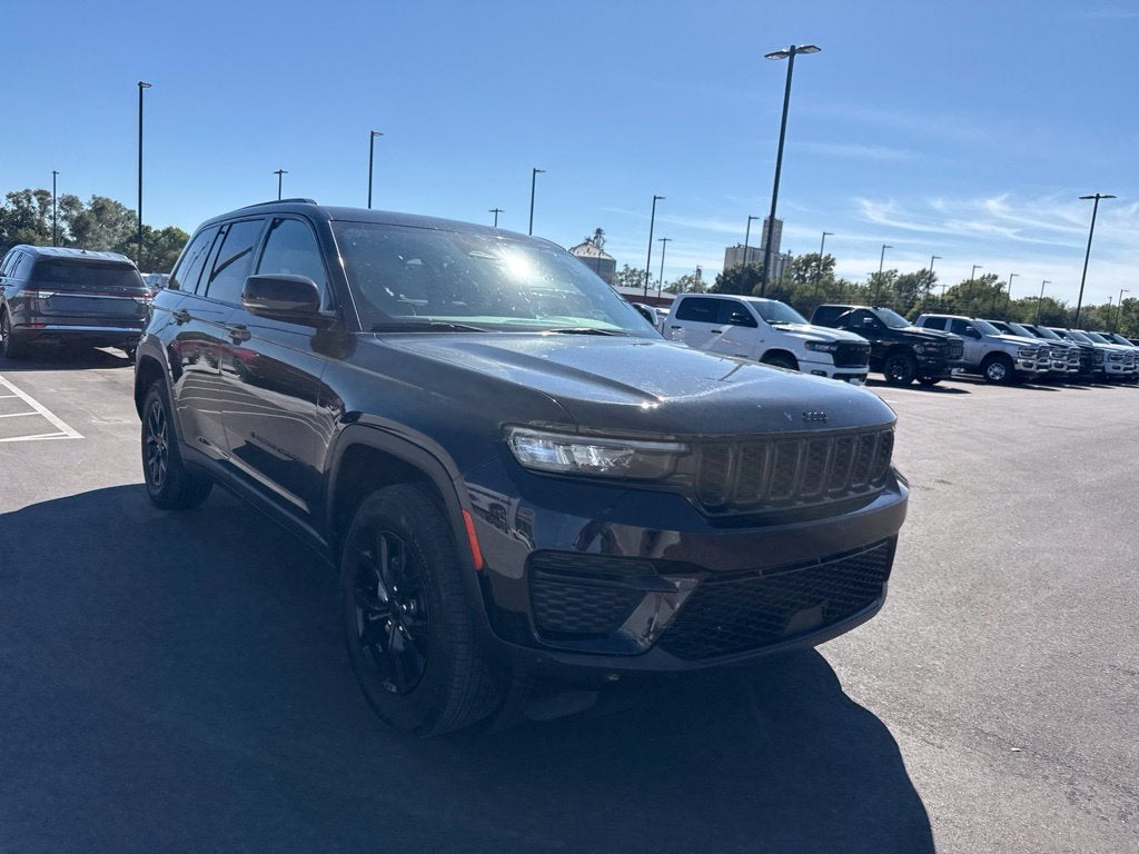 2025 Jeep Grand Cherokee Altitude 4x4