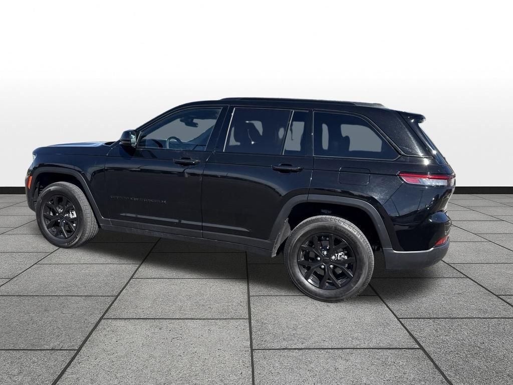 2025 Jeep Grand Cherokee Altitude 4x4