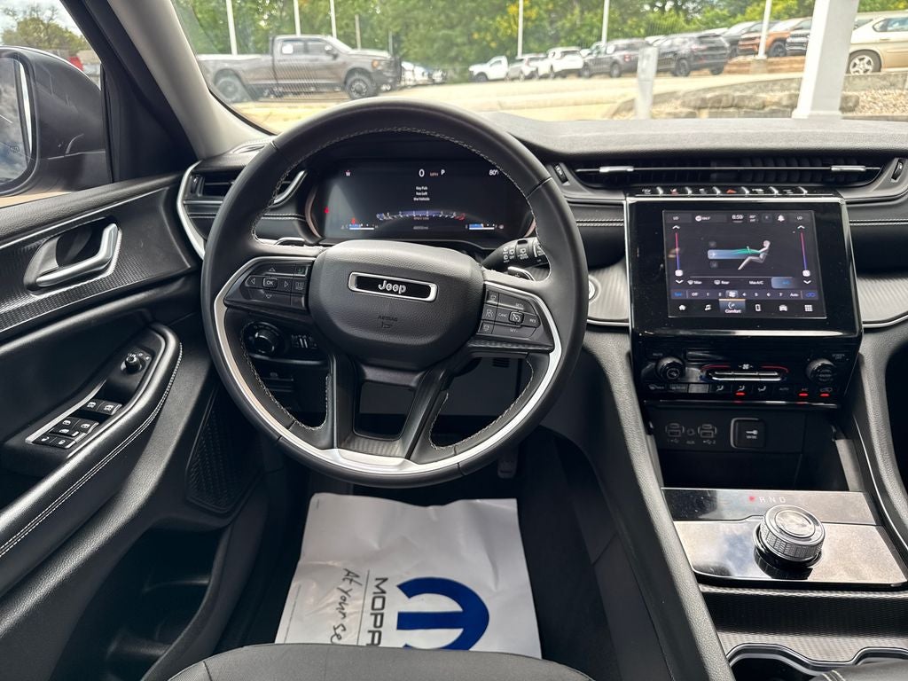 2024 Jeep Grand Cherokee Laredo 4x4