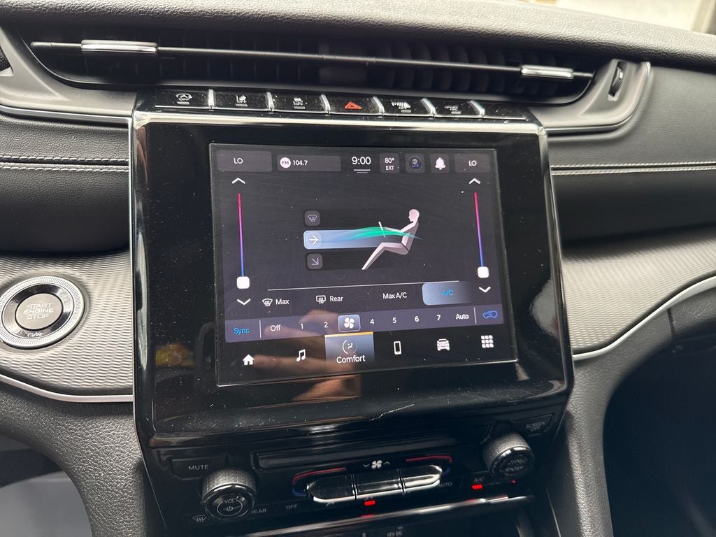 2024 Jeep Grand Cherokee Laredo 4x4