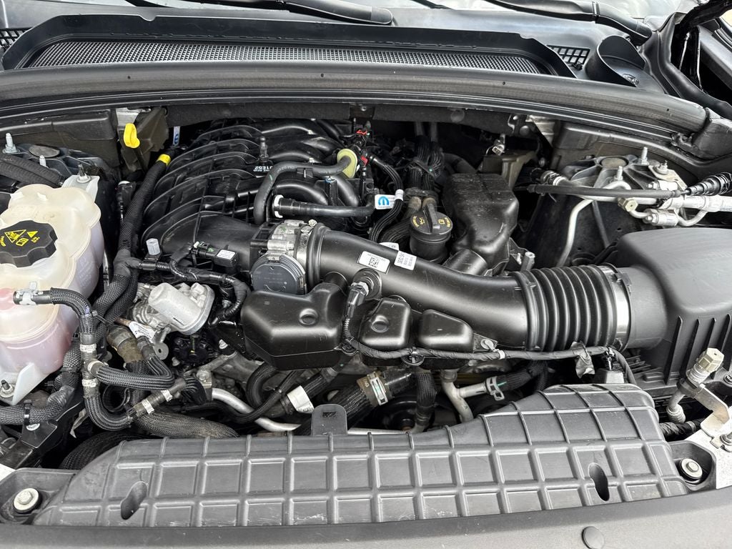 2024 Jeep Grand Cherokee Laredo 4x4