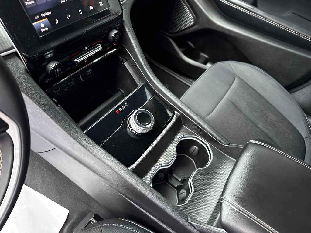 2024 Jeep Grand Cherokee Laredo 4x4