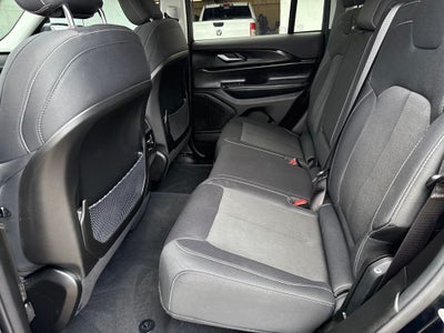 2024 Jeep Grand Cherokee Laredo 4x4