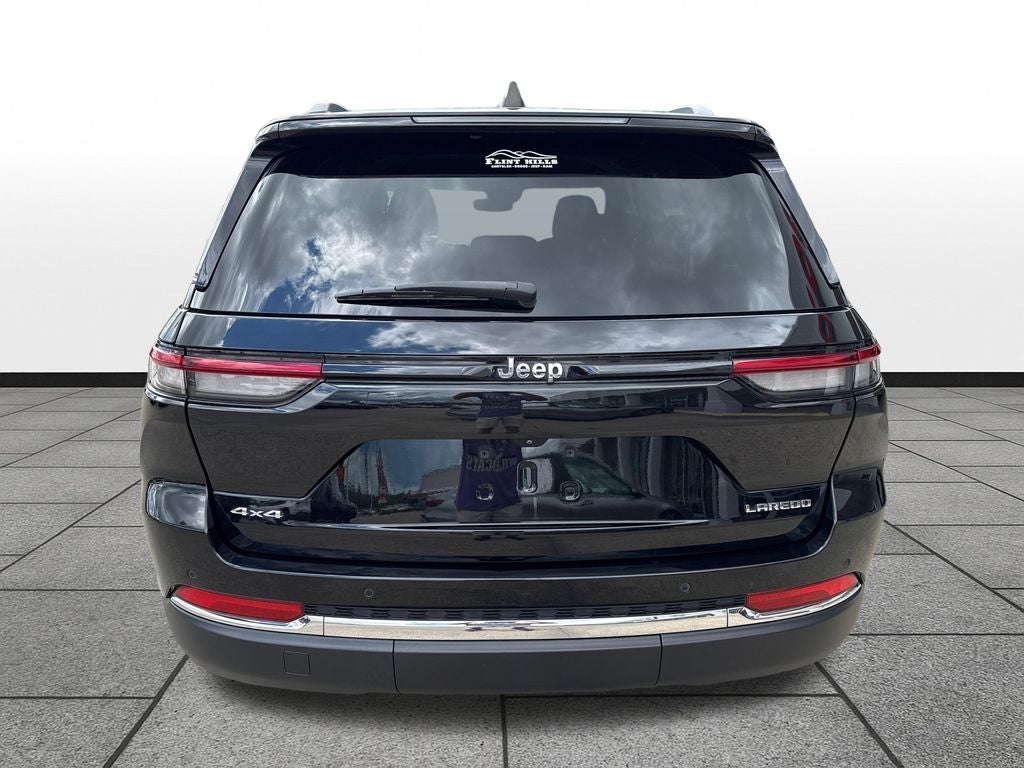2024 Jeep Grand Cherokee Laredo 4x4