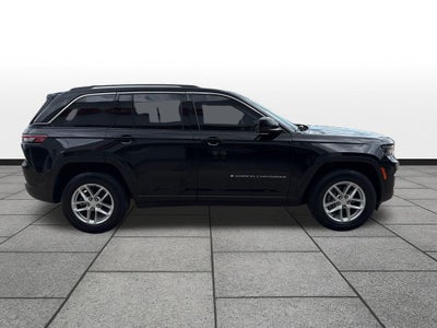 2024 Jeep Grand Cherokee Laredo 4x4