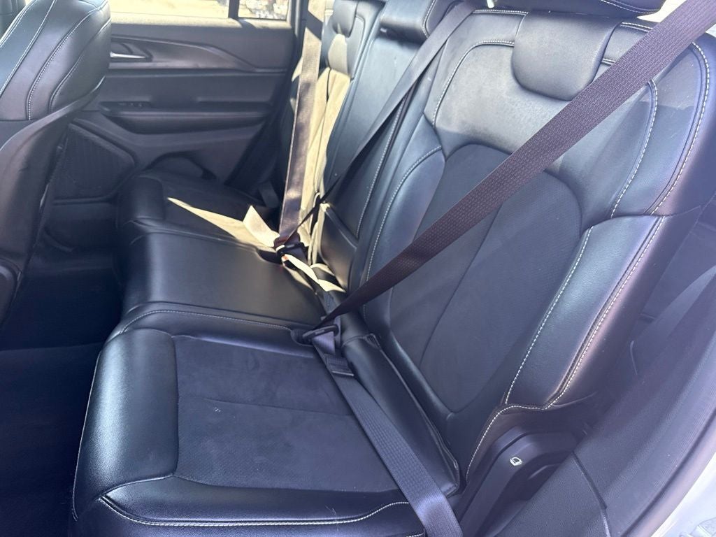 2025 Jeep Grand Cherokee Altitude 4x4