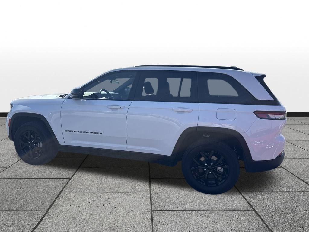 2025 Jeep Grand Cherokee Altitude 4x4