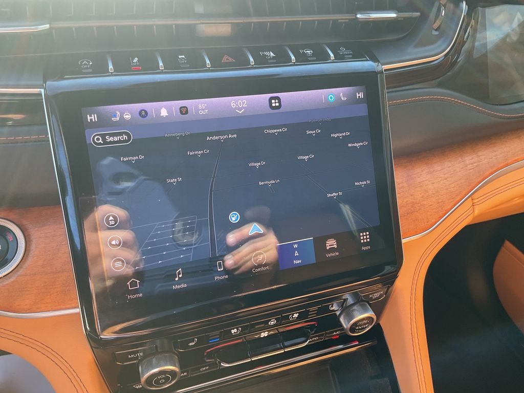 2022 Jeep Grand Cherokee Summit Reserve