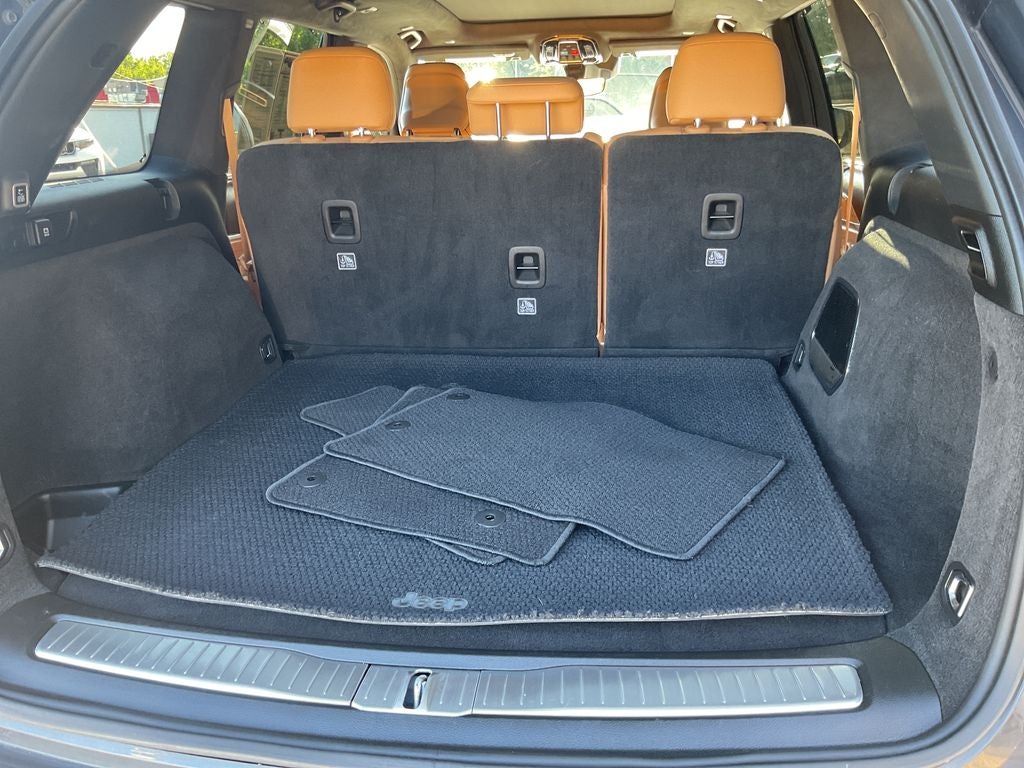 2022 Jeep Grand Cherokee Summit Reserve
