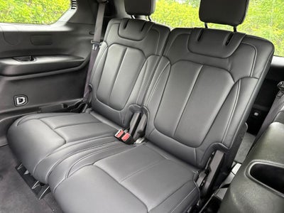 2025 Jeep Grand Cherokee L Laredo X 4x4