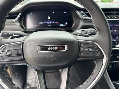 2025 Jeep Grand Cherokee L Laredo X 4x4