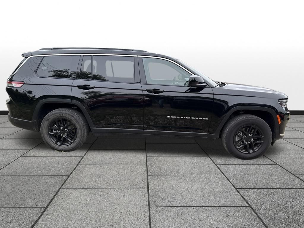 2025 Jeep Grand Cherokee L Laredo X 4x4