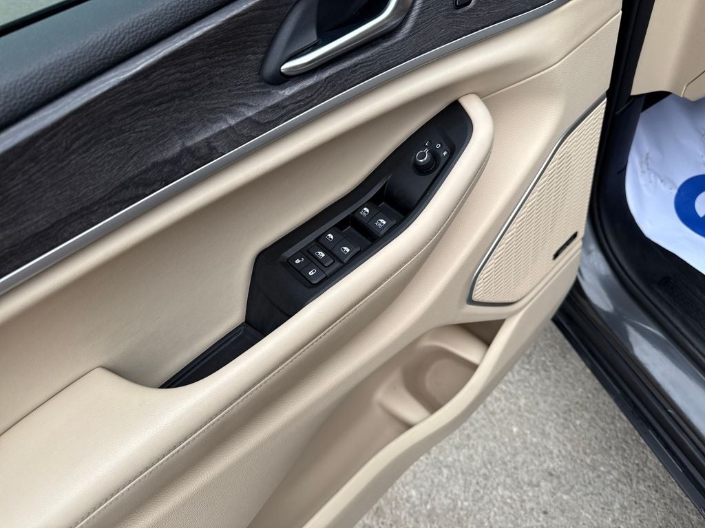 2022 Jeep Grand Cherokee L Limited 4x4