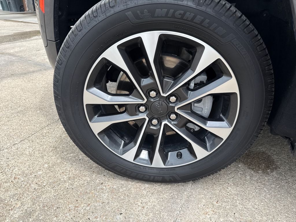 2022 Jeep Grand Cherokee L Overland 4x4