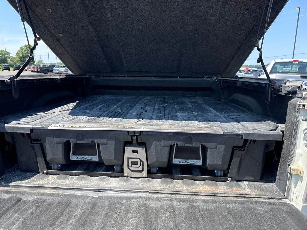 2017 RAM 1500 Laramie Crew Cab 4x4 5'7' Box