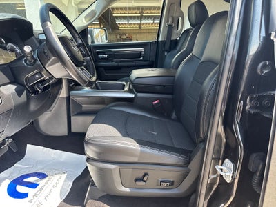2017 RAM 1500 Night Crew Cab 4x4 6'4' Box