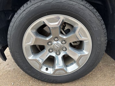 2022 RAM 1500 Big Horn Crew Cab 4x4 5'7' Box