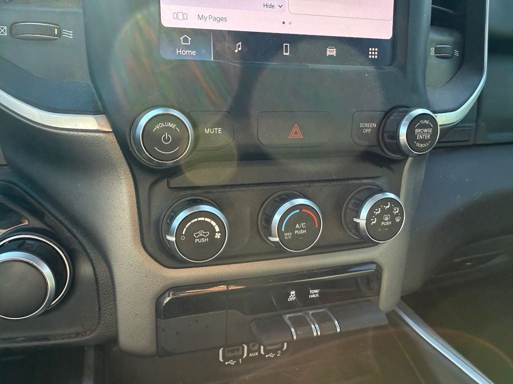2022 RAM 1500 Big Horn Crew Cab 4x4 5'7' Box