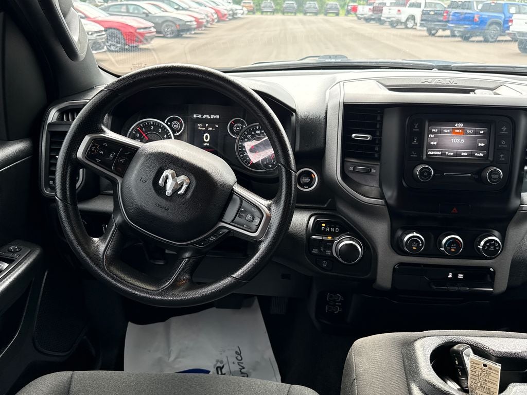 2024 RAM 1500 Tradesman Crew Cab 4x4 5'7' Box