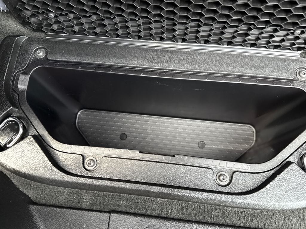 2024 RAM 1500 Tradesman Crew Cab 4x4 5'7' Box