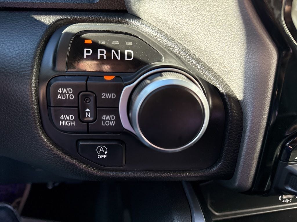 2025 RAM 1500 Big Horn Crew Cab 4x4 5'7' Box