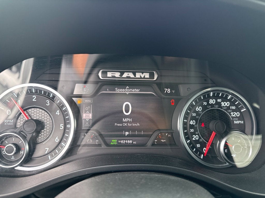 2025 RAM 1500 Big Horn Crew Cab 4x4 5'7' Box