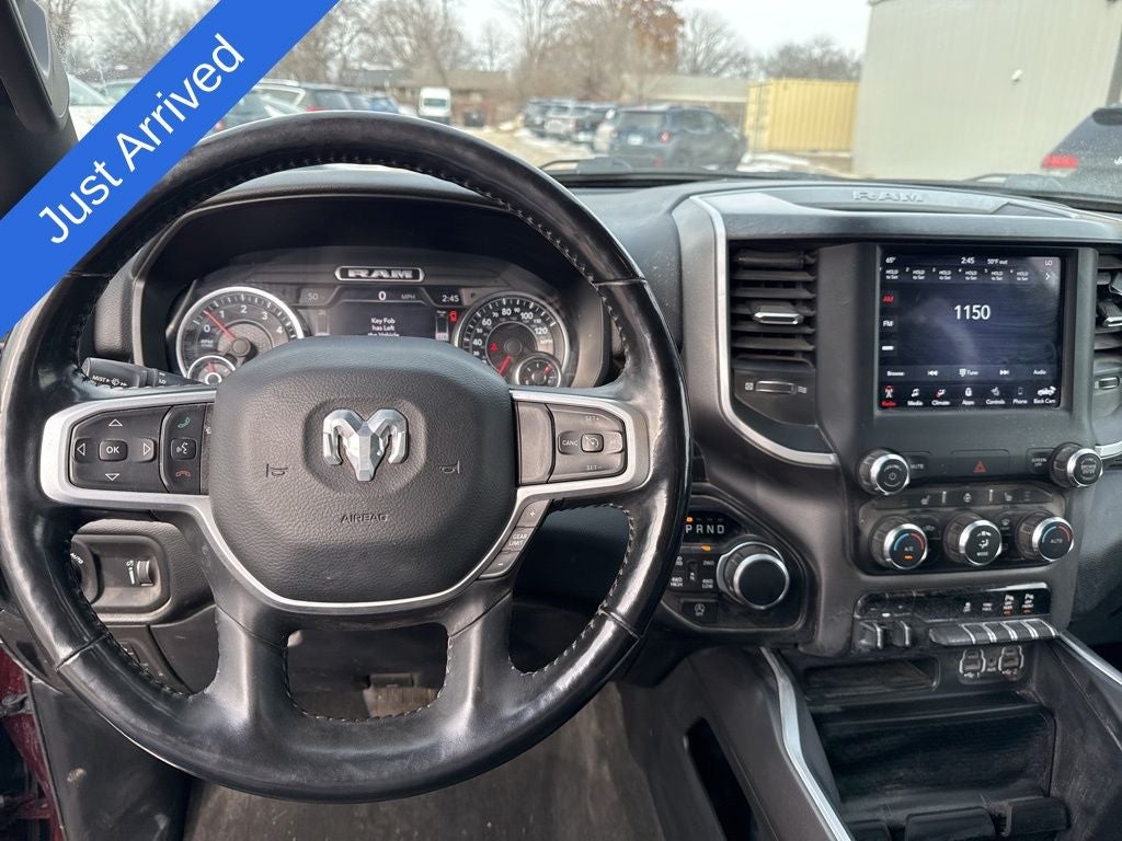 2020 RAM 1500 Big Horn Crew Cab 4x4 5'7' Box