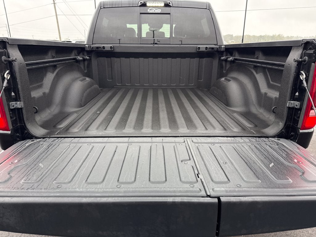 2024 RAM 1500 Limited Crew Cab 4x4 5'7' Box