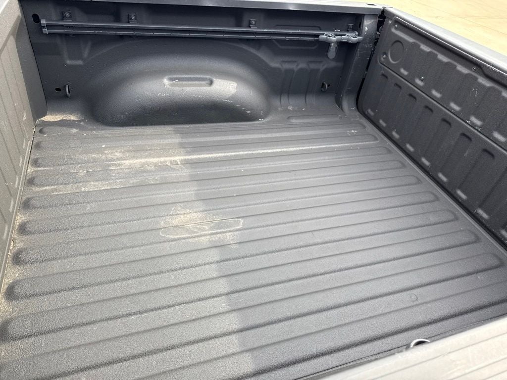 2021 RAM 1500 Laramie Crew Cab 4x4 5'7' Box