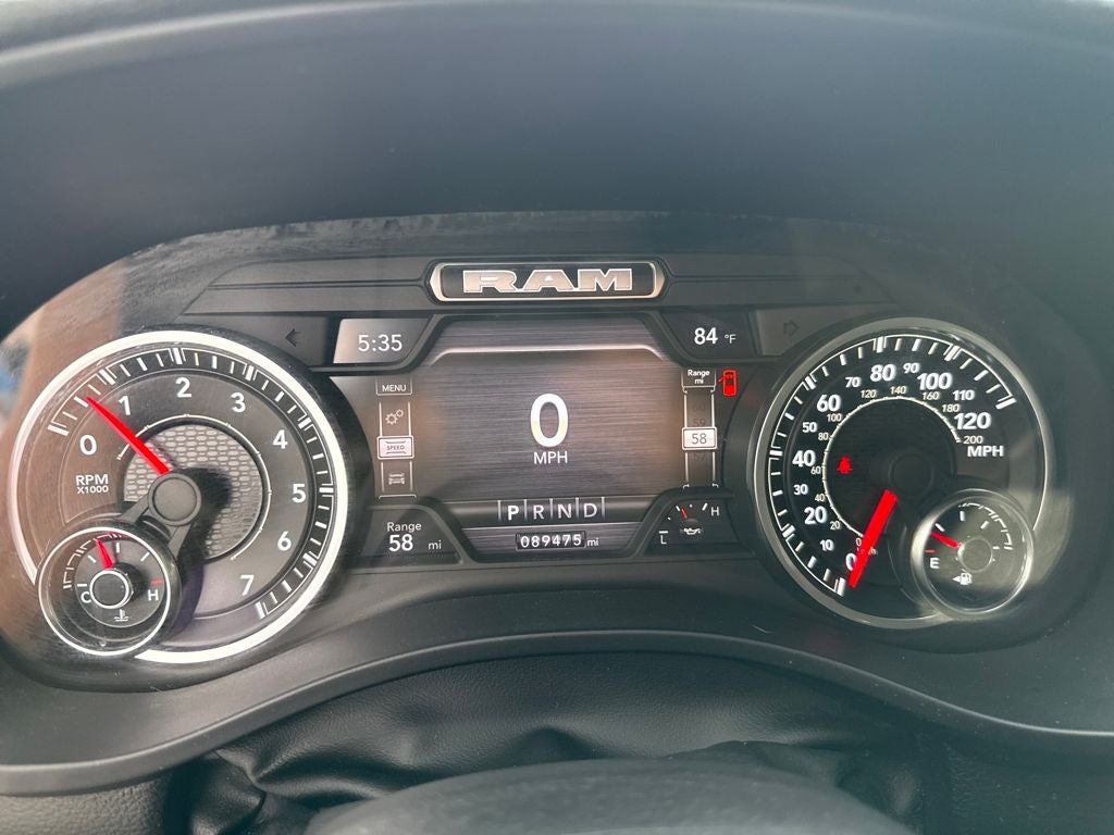 2022 RAM 1500 Laramie Crew Cab 4x4 5'7' Box