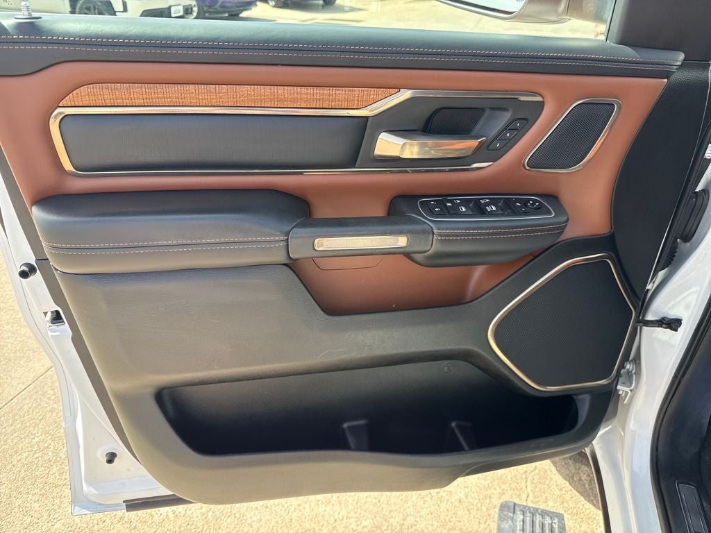 2020 RAM 1500 Laramie Longhorn Crew Cab 4x4 5'7' Box