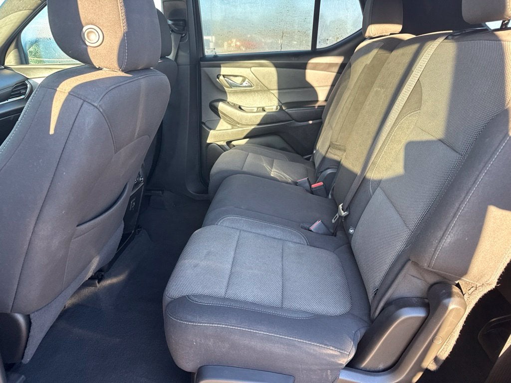 2023 Chevrolet Traverse FWD LT Cloth