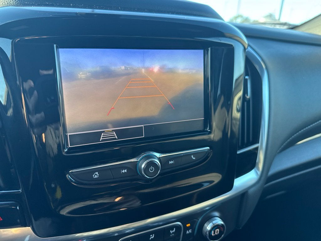 2023 Chevrolet Traverse FWD LT Cloth
