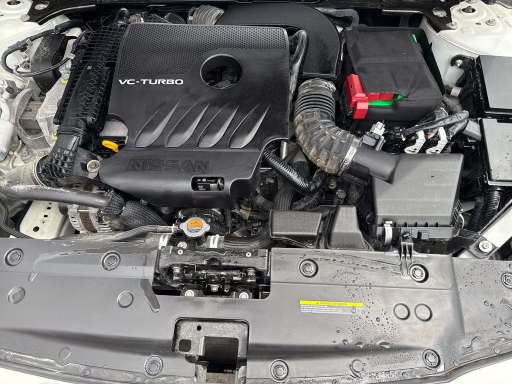 2021 Nissan Altima SR VC-Turbo FWD