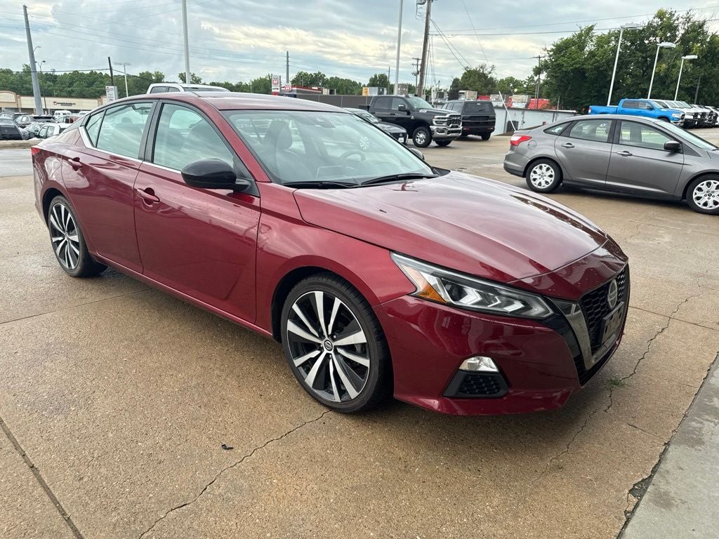 2021 Nissan Altima SR FWD