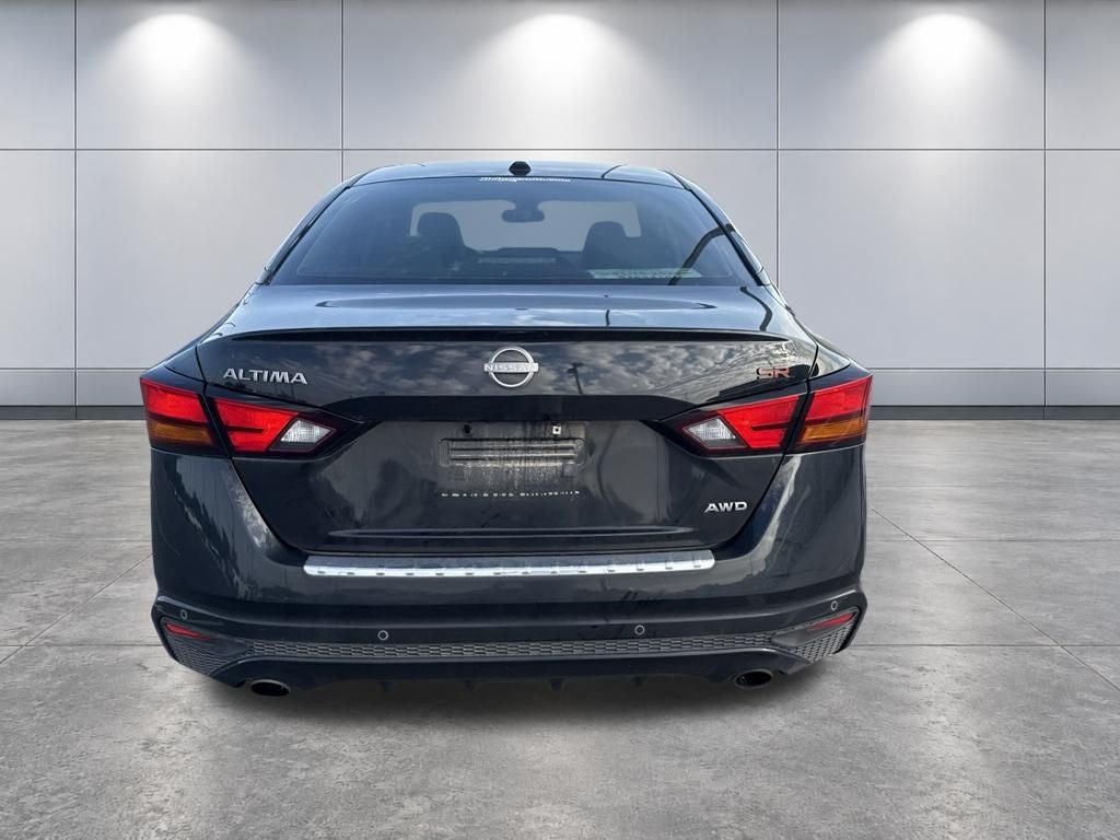 2023 Nissan Altima SR Intelligent AWD